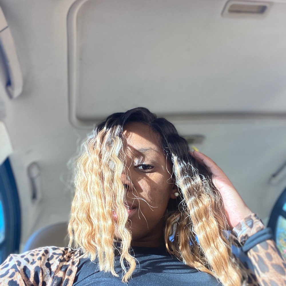 Meet your Posher, Kween